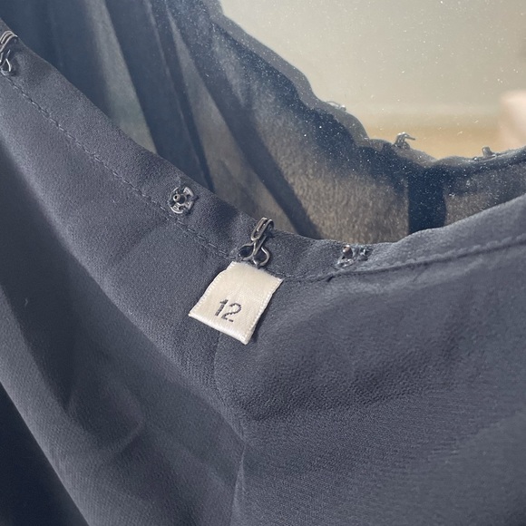 Camille’s Black Gown - Picture 10 of 11